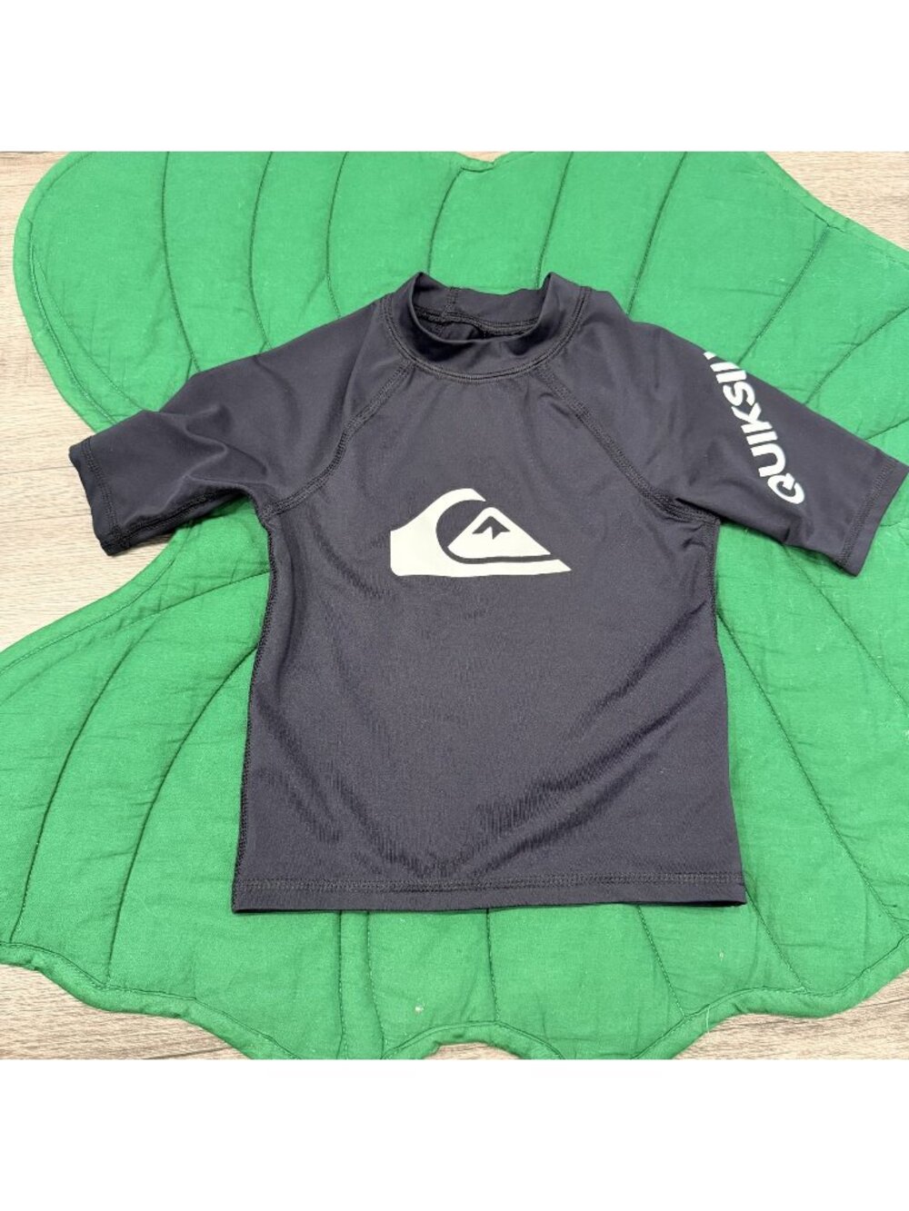 Quiksilver Toddler 3 Boy Black Half Sleeve Rashguard Swim Shirt Top